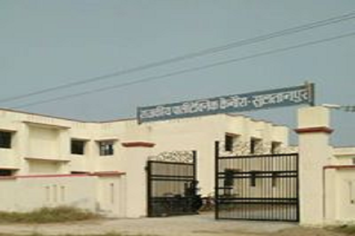 https://cache.careers360.mobi/media/colleges/social-media/media-gallery/27870/2020/2/4/Campus View of Government Polytechnic Kenaura Sultanpur_Campus-View.png